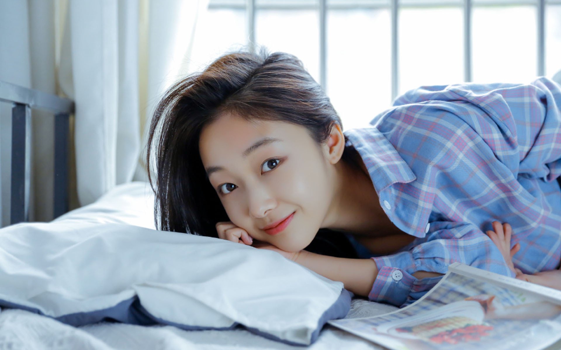 冰火浮世绘，浓眉死守地表，库里射落穹顶—湖人绞杀雄鹿与勇士天瀑降世的胜利两极