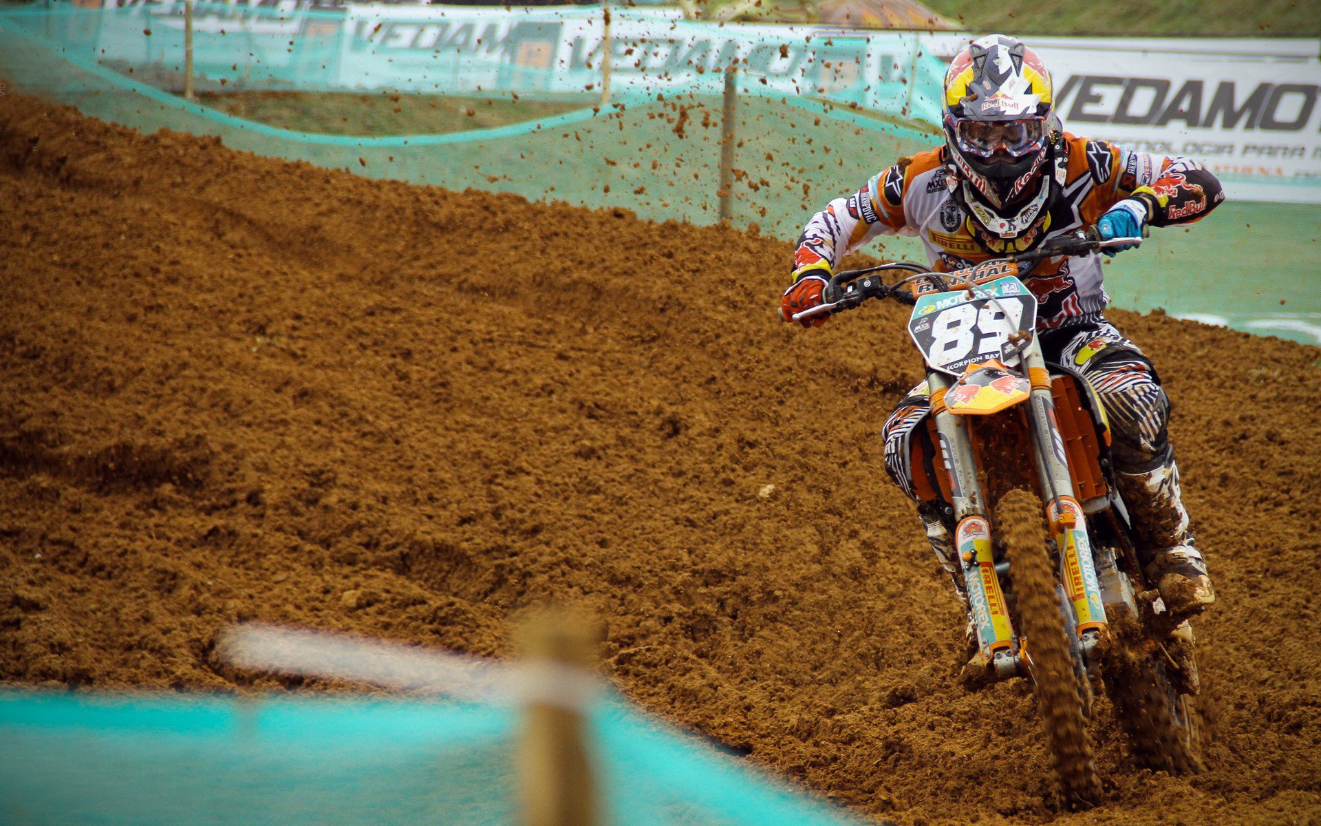 阿什拉夫一己之力改写战局！日本完胜阿尔及利亚背后，是亚洲足球的天才与体系双重胜利